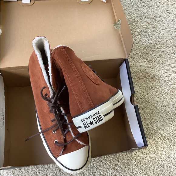 WOMEN’S ALL STAR CONVERSE - Picture 4 of 4